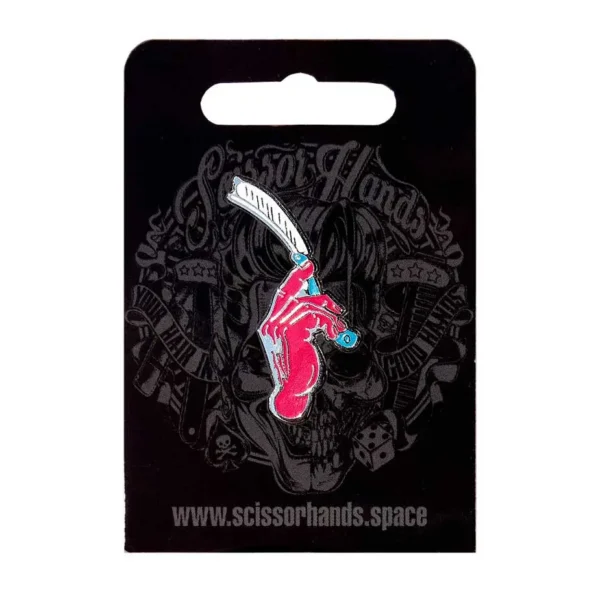 Металлический pin RAZOR от Scissor Hands в барберском стиле.
